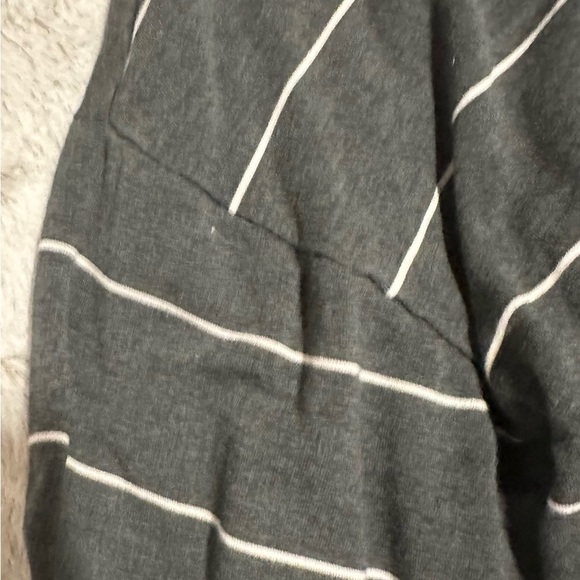 Soma Wknd pullover top long sleeve gray white stripe relaxed Top - Picture 7 of 13